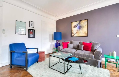 Les Iles Apartment | 3-bedroom apartment in superb Paris with AC, WiFi. Enjoy your stay