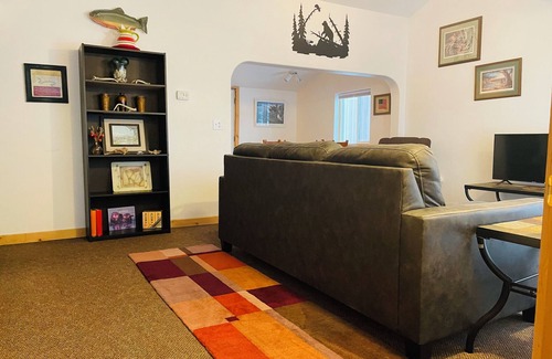 Kodiak Apartment | 3-bedroom apartment in welcoming Kodiak with wifi.