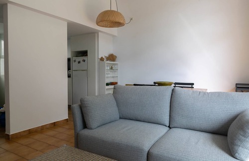 Sa Riera Apartment | 3 bedroom apartment w/terrace and 250m to Sa Riera in Begur (Ref. H10)