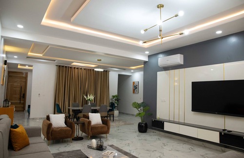 Ofin Apartment | 3 Bedroom Apartment with SuperFast Internet and 24x7 Power & Private Security