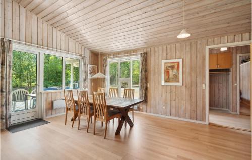 Hojslev House | 3 Bedroom Awesome Home In Højslev