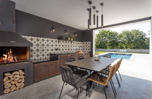Krsan House | 3 bedroom awesome home in Krsan