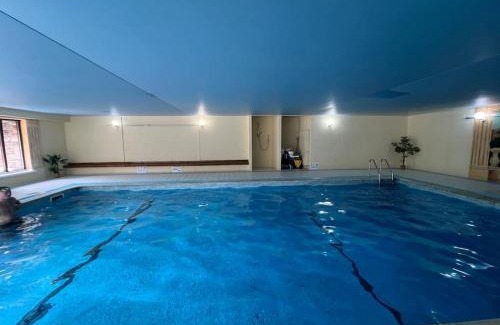 Chillington House | 3 bedroom barn conversion with swimming pool, tennis court and more!