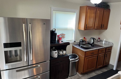 Bay View House | 3 bedroom Bayview house. Located in quiet residential area.