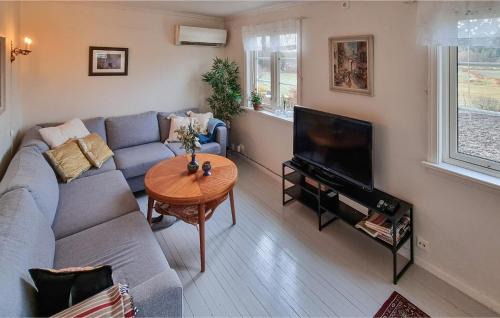 Grimstad House | 3 Bedroom Beautiful Home In Fevik