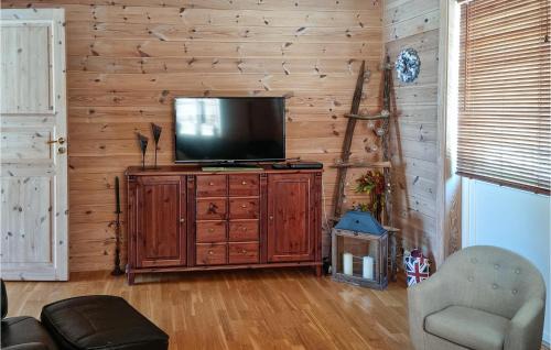 Skalevik House | 3 Bedroom Beautiful Home In Flekkerøy