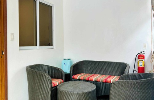 Santa Fe House | 3-bedroom bungalow & 1 big house for a comfortable & tranquil stay on the island