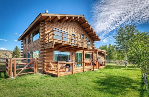 Stanley Cabin | 3-bedroom cabin in fantastic Stanley with WiFi