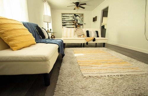 Little Rock Ski Chalet | 3-bedroom chalet in charming Little Rock with AC
