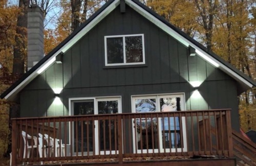 McMillan Cottage | 3-bedroom cottage in charming McMillan with WiFi in the East Lake Community