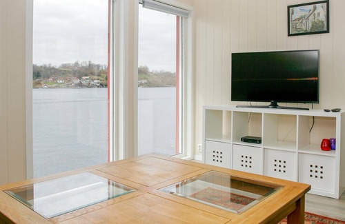 Sjernarøy House | 3 bedroom cozy home in Sjernarøy