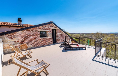 Razanac House | 3 bedroom cozy home in Razanac
