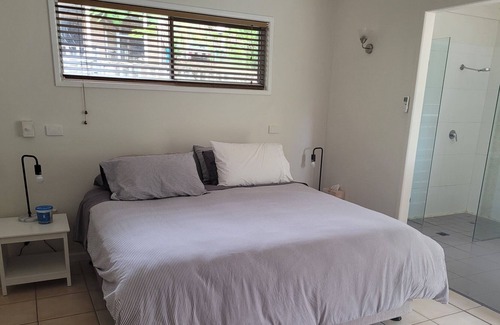 Cannonvale House | 3 Bedroom Family Home with In-Ground Pool and Ocean View