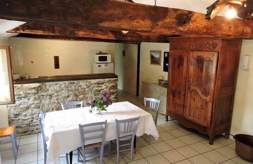 Vabre House | 3 Bedrooms Private Vacation Home In Montredon-Labessonnié
