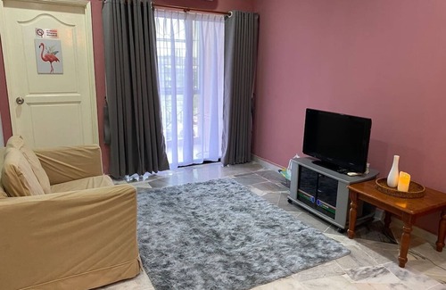 Subang Bestari Apartment | 3 bedroom fully furnished unit. Unifi/Netflix