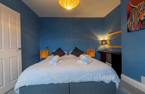 Cribbs Causeway House | 3 Bedroom Home and Garden
