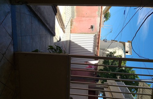 Jardim Esperanca House | 3 bedroom house, 20 minutes from Peró Beaches and Conchas Beach