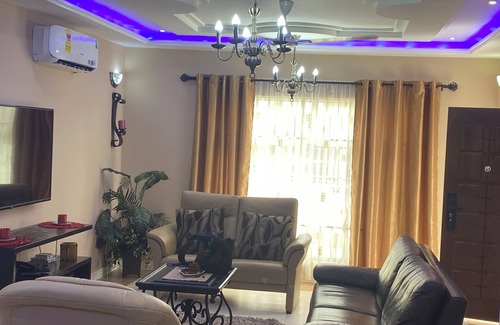Dzorwulu House | 3-bedroom house at East Legon with 24hr security and solar powered lights