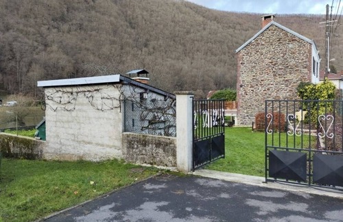 Laifour House | 3-bedroom house at the border of the river in charming Laifour
