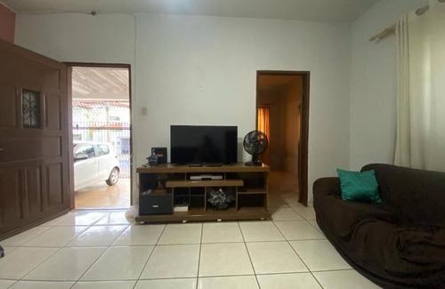 Setor Central House | 3 Bedroom House - Garage - Great for families - Good and cheap - Best value for money