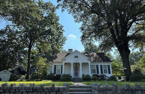 Central Gardens House | 3-bedroom house in awesome Memphis with AC