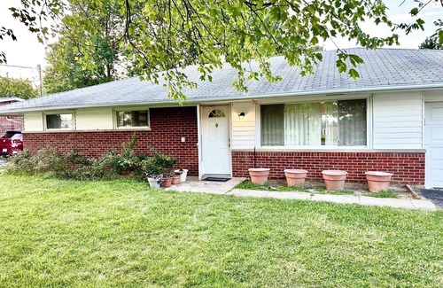 Mason House | 3-bedroom house in beautiful Mason with AC, WiFi. Enjoy your stay