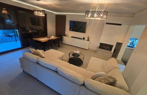 Finida House | 3-bedroom house in beautiful Umag with AC
