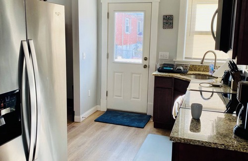 Latonia House | 3-bedroom house in charming Covington with AC, Heat,WiFi. with free parking