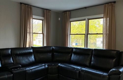 Goshen House | 3-bedroom house in marvelous Goshen. Luxury cabin vibes for your getaway.