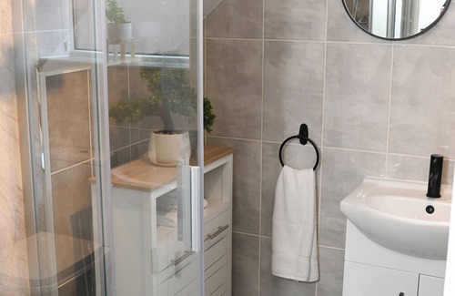 Sandbach House | 3 Bedroom House in Sandbach n10 mins walk from town centrenThat's Amore House
