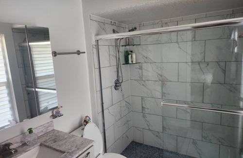 New Port Richey House | 3-bedroom house in marvelous New Port Richey with WiFi, AC