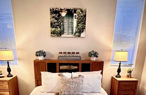 Marana House | 3 Bedroom house with large backyard and pool during warm months!