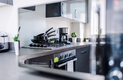 Salford House | 3 Bedroom House with River Irwell view, sleeps 6