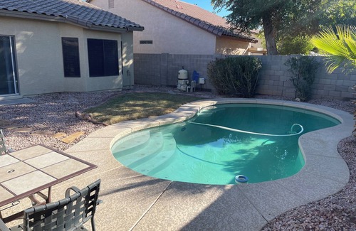 Corte Sierra House | 3-bedroom house with TVs, grill, private pool and WiFi in wonderful Avondale