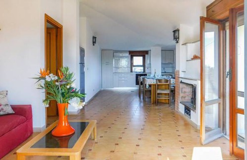 Marina di Davoli Apartment | 3 bedroom accommodation in Davoli Marina CZ