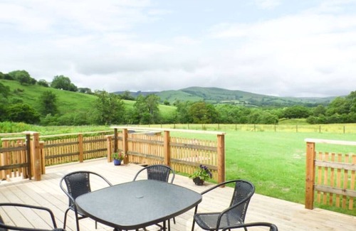 Llanbrynmair Cabin | 3 bedroom log cabin in Mid Wales with hot tub