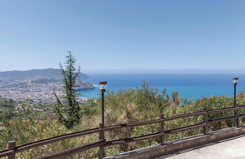 Agropoli House | 3 bedroom lovely home in Agropoli SA