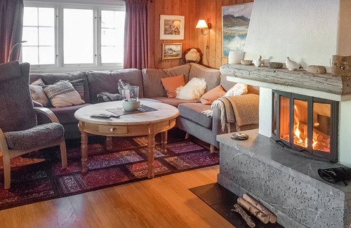 Oystre Slidre House | 3 bedroom lovely home in Beitostølen