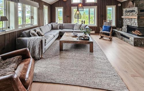 Kongsberg House | 3 Bedroom Lovely Home In Skollenborg