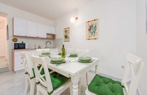 Novalja House | 3 bedroom lovely home in Novalja