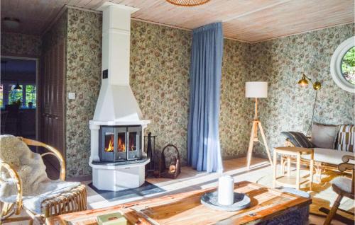 Dalaro House | 3 Bedroom Lovely Home In Dalarö