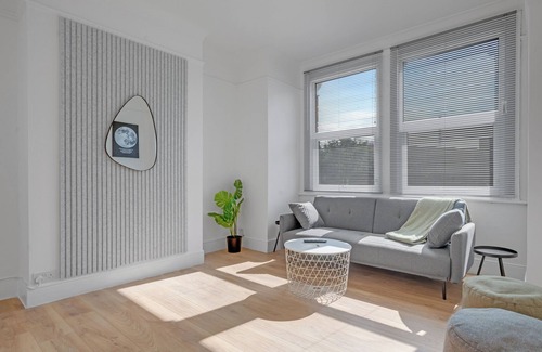 Northumberland Park House | 3 Bedroom Luxury House near Subway, Tottenham Stadium with Garden and Parking
