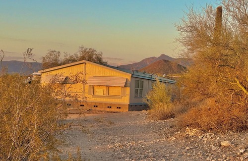 Vail House | 3-bedroom mobile home in enchanting Vail with AC