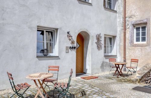 Irrhausen Apartment | 3 bedroom nice apartment in Irrhausen