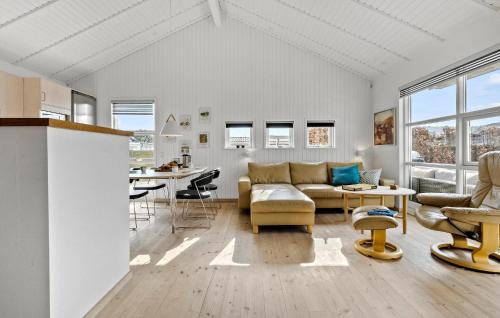 Hasmark Strand House | 3 Bedroom Nice Home In Otterup