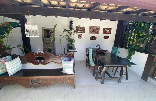 Humaita House | 3 Bedroom Oasis with Jacuzzi in the Center of Búzios