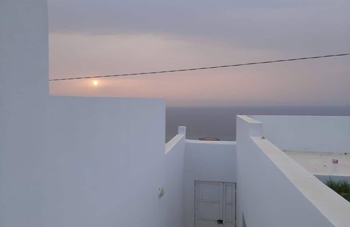 Aousja House | 3 bedroom private vacation home in metline