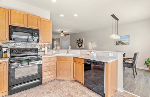 Northwest Raleigh House | 3-bedroom Raleigh Townhome near RDU, RTP, Crabtree Valley Mall and Brier Creek