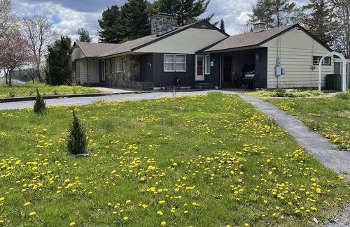 Lewis County House | 3 Bedroom Ranch with a pond, Tug Hill Snowmobile