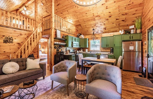 Fulton County Cabin | 3-bedroom remote cabin on lake with trails to hike. Peaceful getaway from it all